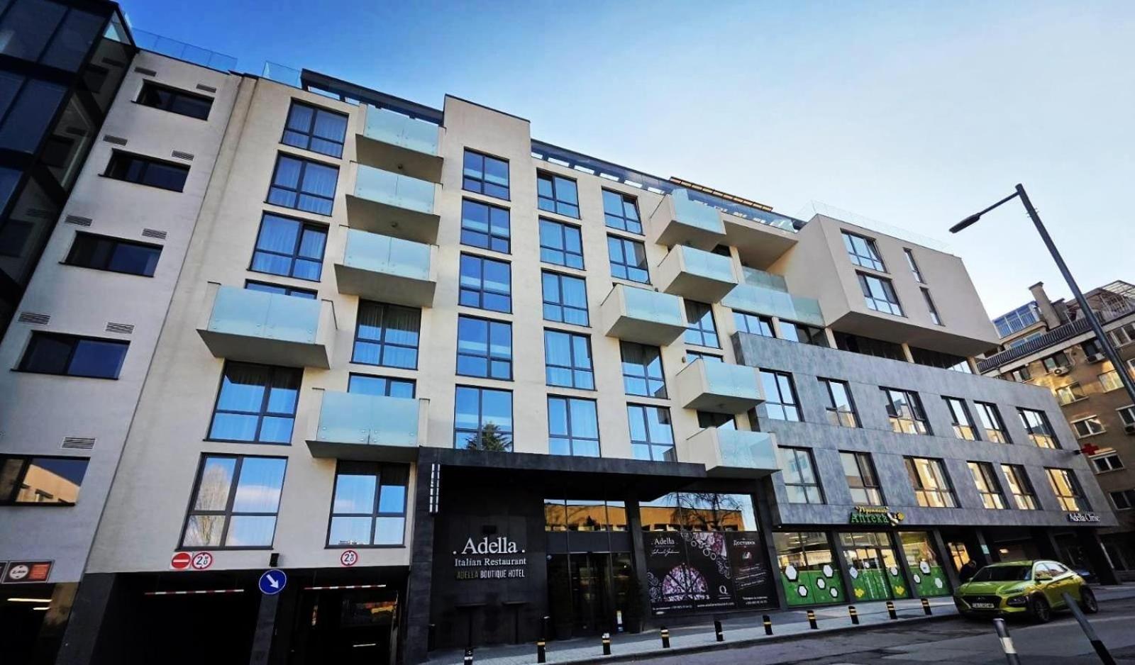 Adella Boutique Hotel - Free Secured Parking — Photos 1